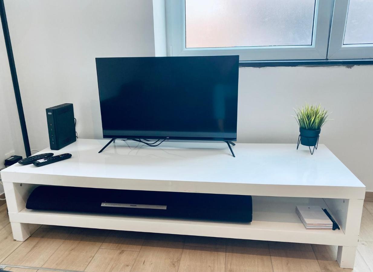 100% Renovated - Quiet Appartment Luik Buitenkant foto